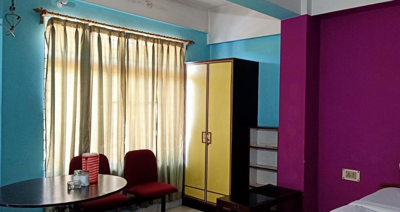 Lg Towers Hotel Guwahati Exterior foto