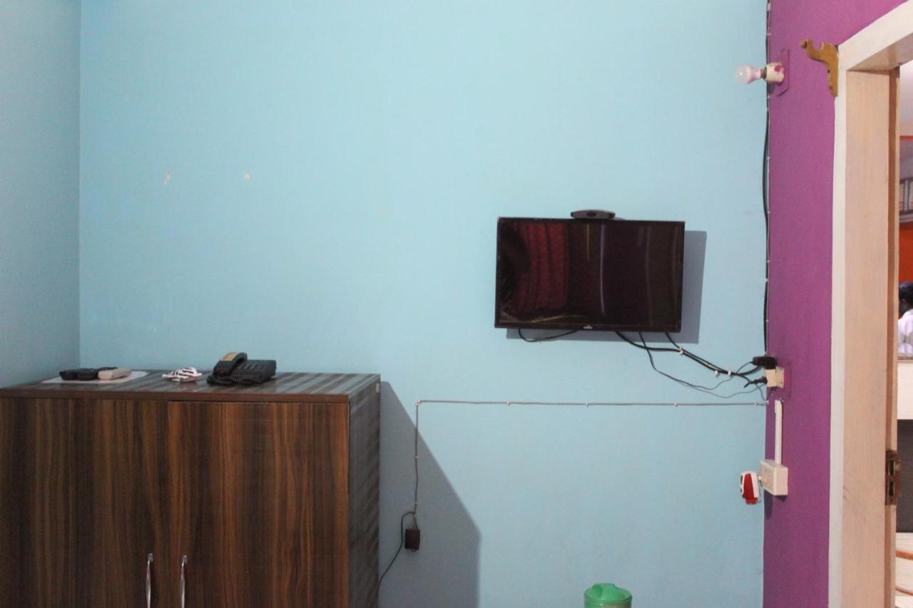 Lg Towers Hotel Guwahati Exterior foto