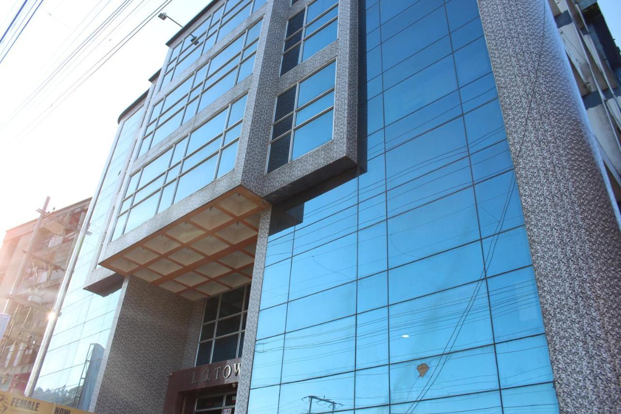 Lg Towers Hotel Guwahati Exterior foto